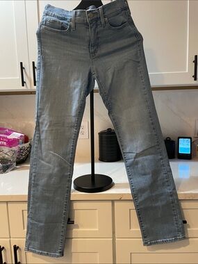 Levi's Light Blue Denim Back Pocket Jeans (0039)
